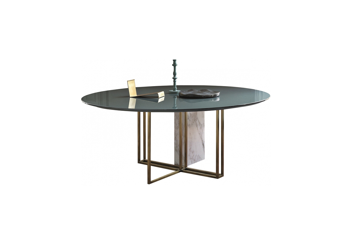 开云（中国） - 桌几|餐桌|办公家具|设计师家具|Plinto餐桌