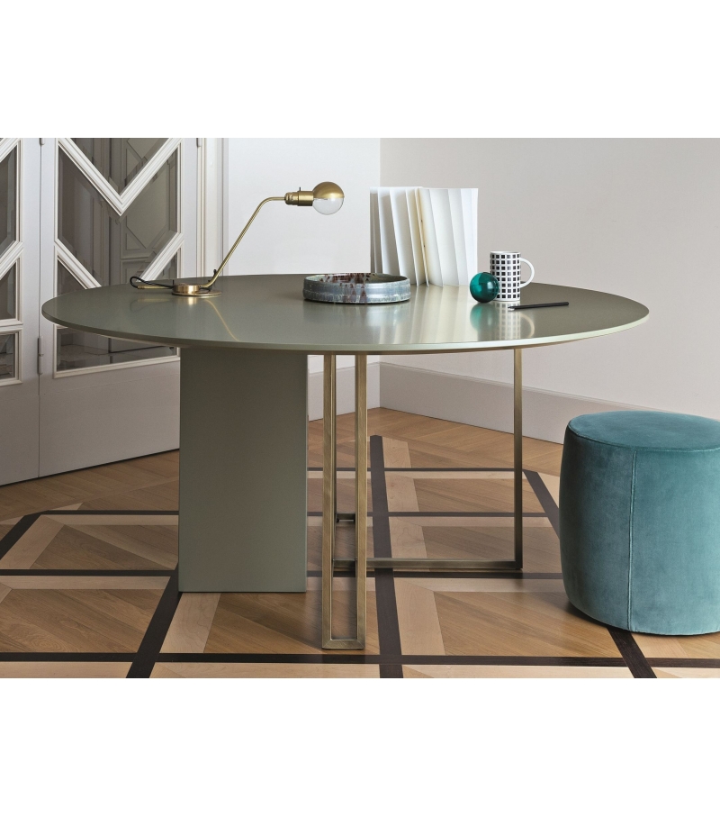 开云（中国） - 桌几|餐桌|办公家具|设计师家具|Plinto餐桌