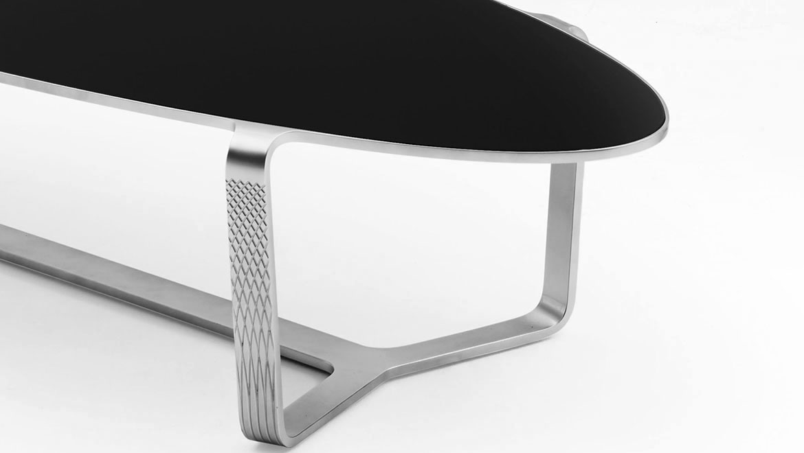 开云（中国） - 桌几|咖啡桌|办公家具|设计师家具|罗亚尔咖啡边桌