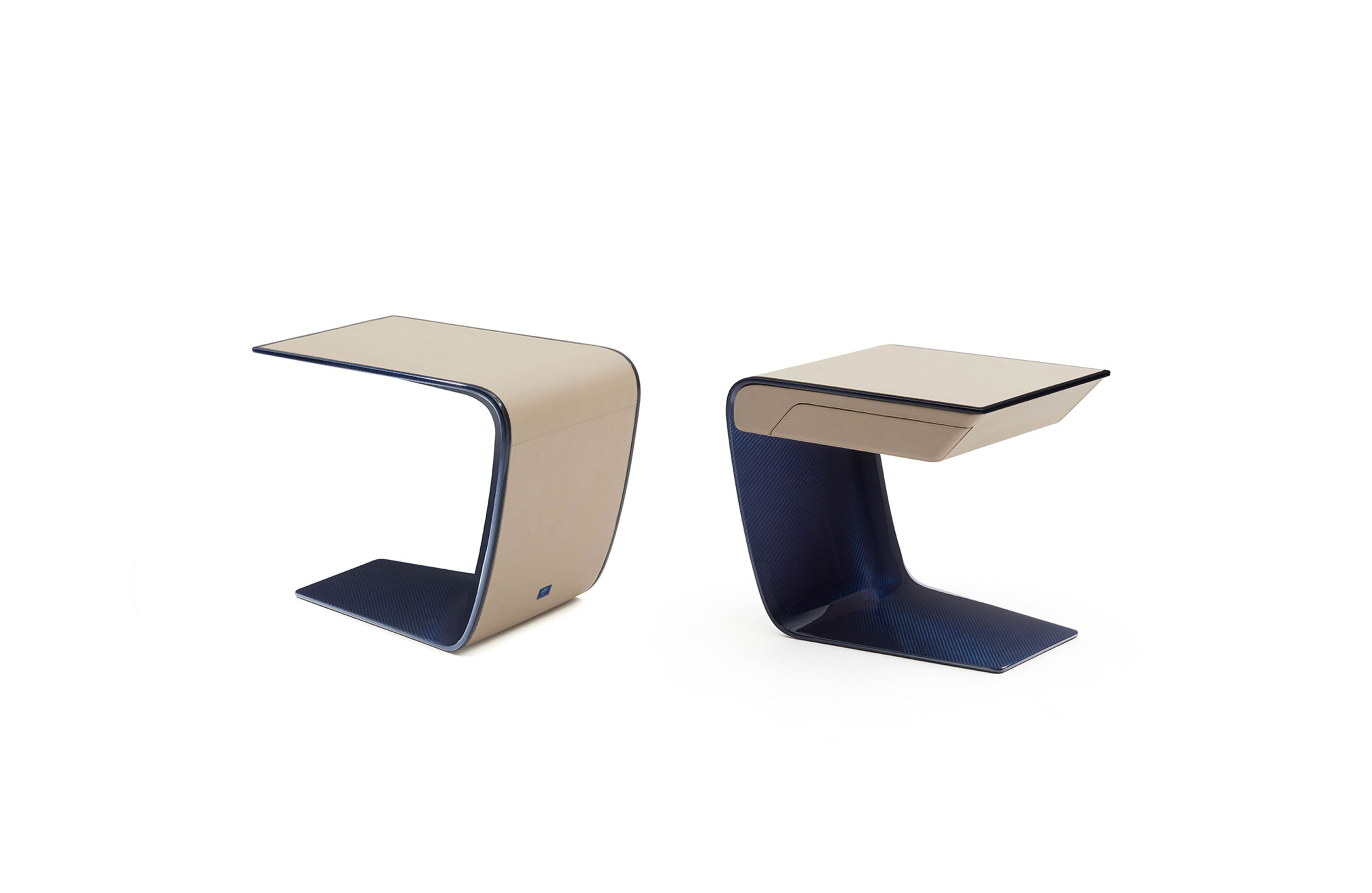 开云（中国） - 桌几|咖啡桌|办公家具|设计师家具|丽迪雅咖啡桌/床头几