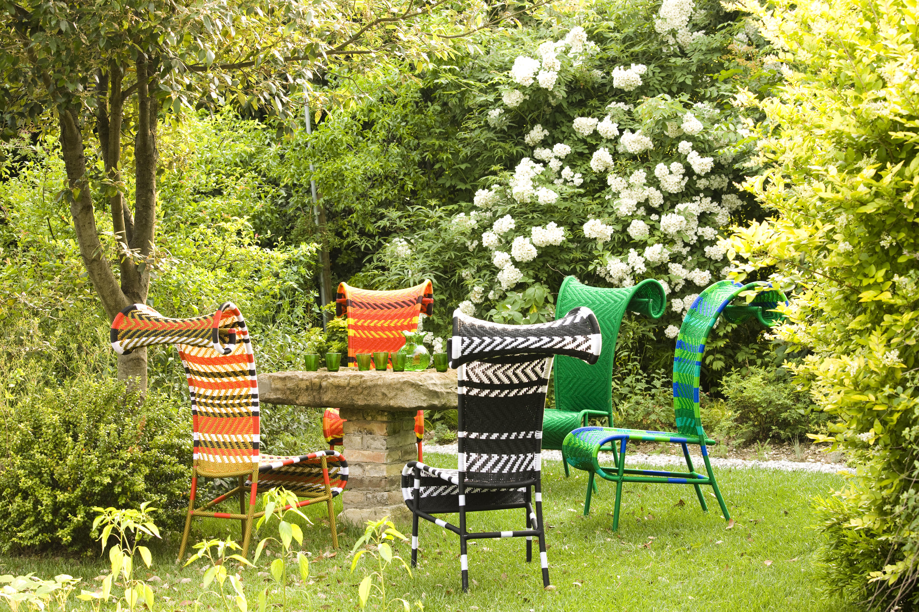 开云（中国） - 坐具|户外椅|办公家具|设计师家具|影子躺椅