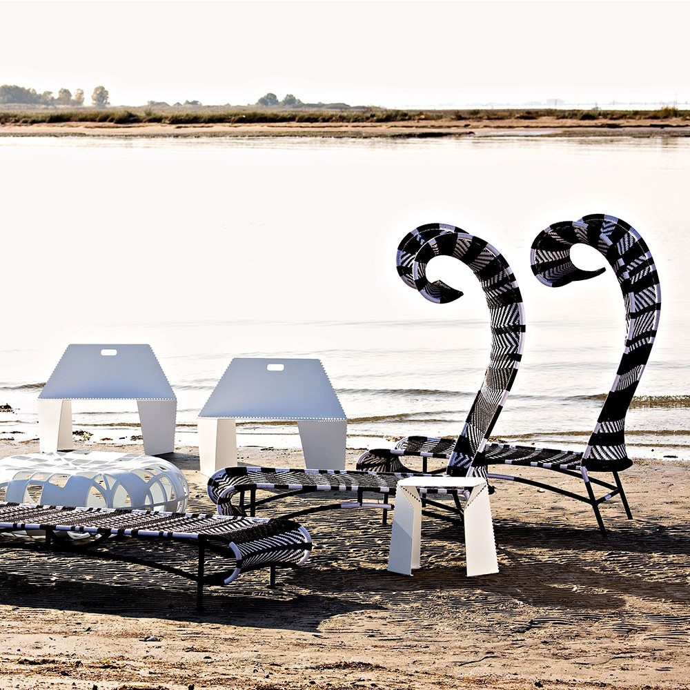 开云（中国） - 坐具|户外椅|办公家具|设计师家具|影子躺椅