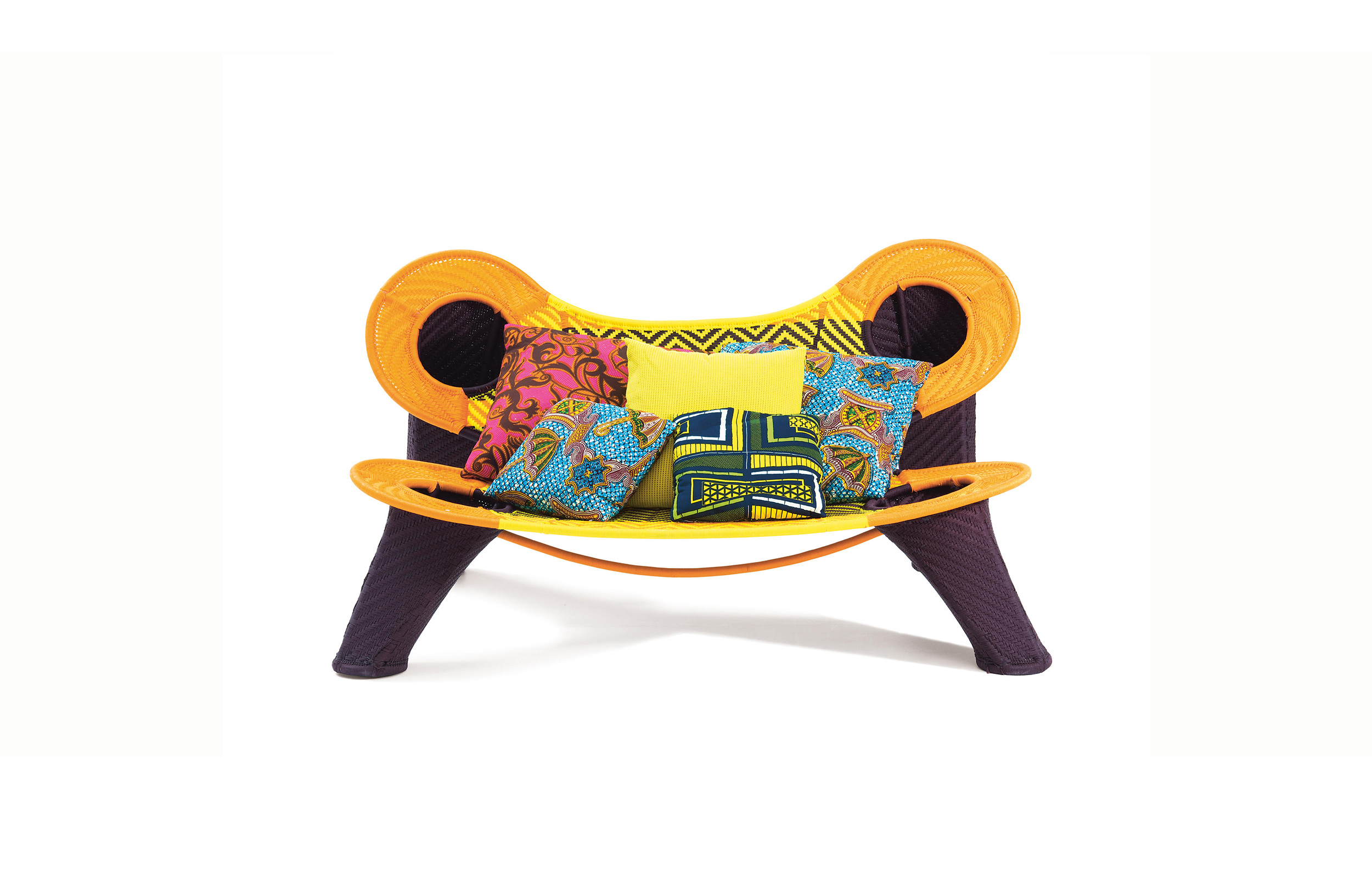 [开云（中国） - 坐具|户外椅|办公家具|设计师家具|达喀尔夫人椅]