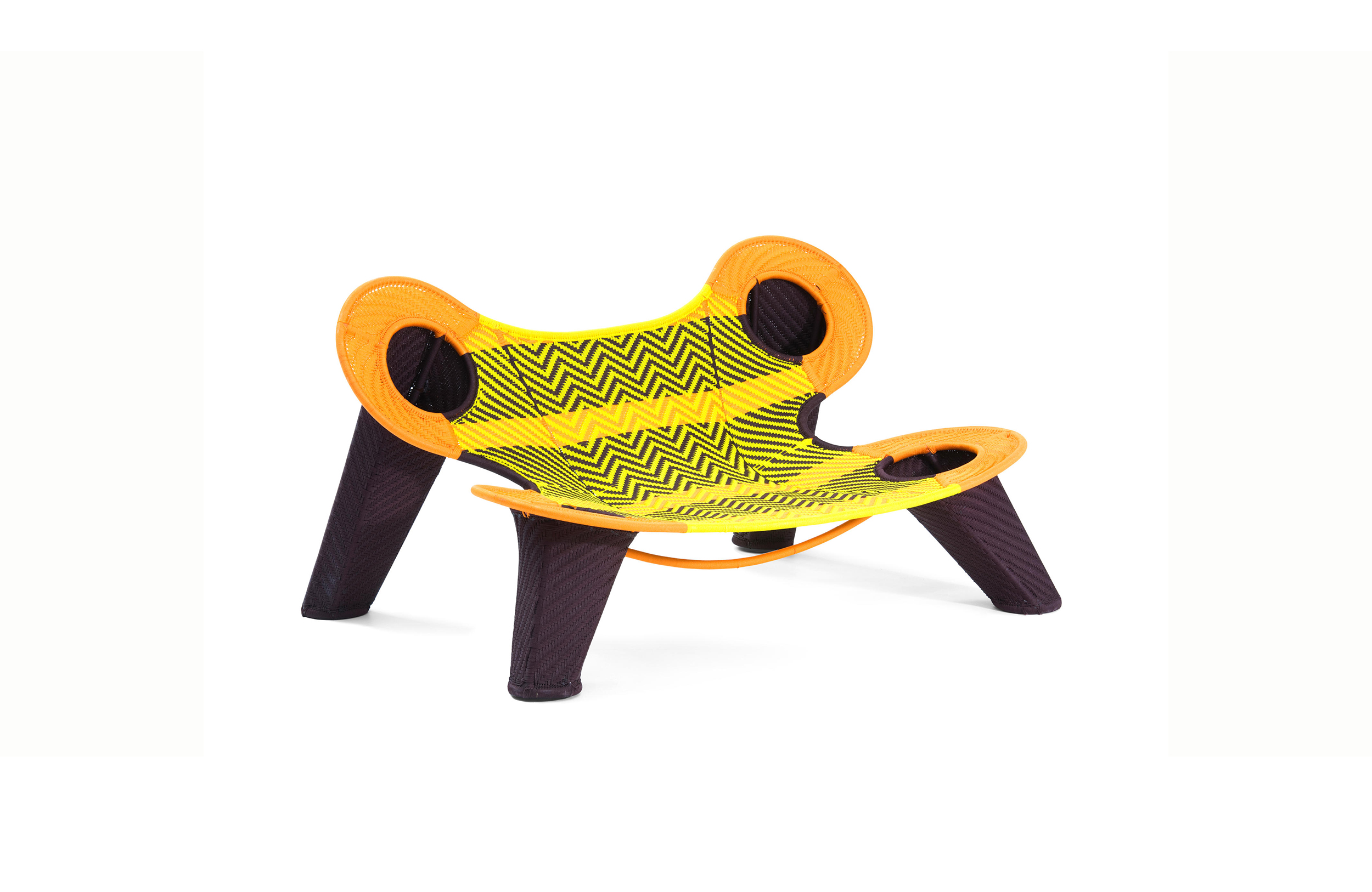 开云（中国） - 坐具|户外椅|办公家具|设计师家具|达喀尔夫人椅