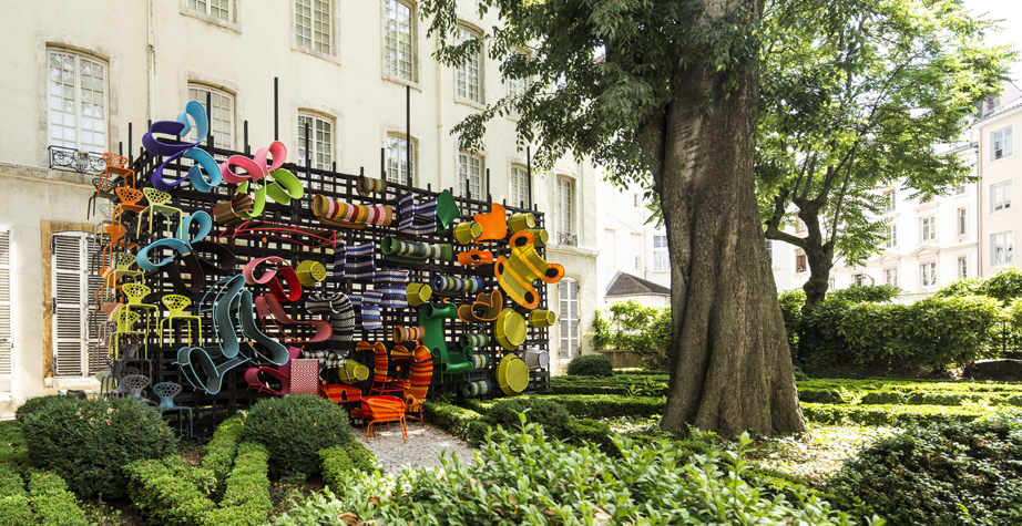 开云（中国） - 坐具|户外椅|办公家具|设计师家具|Touti户外矮凳