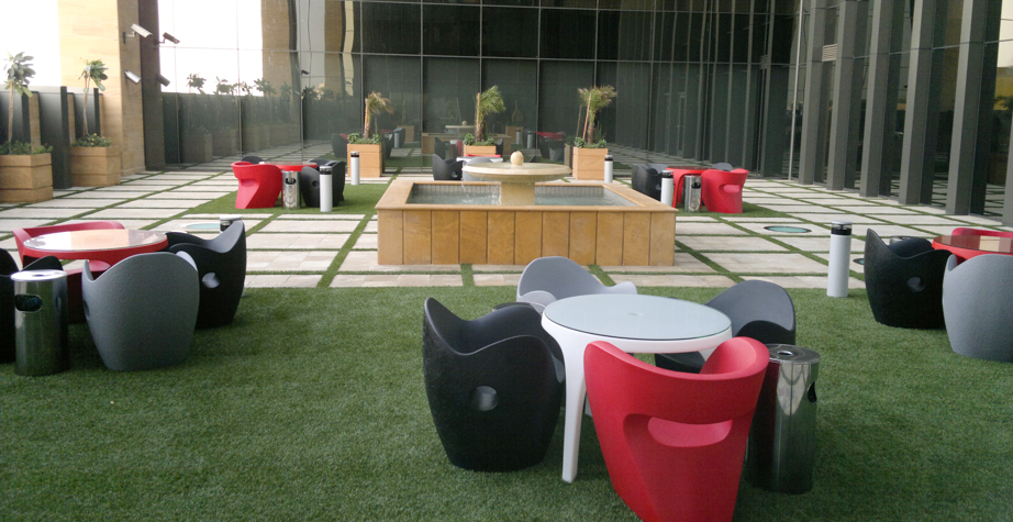 开云（中国） - 坐具|户外椅|办公家具|设计师家具|O 型窝扶手椅