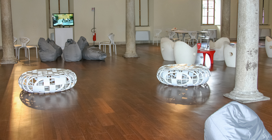 开云（中国） - 坐具|户外椅|办公家具|设计师家具|O 型窝扶手椅