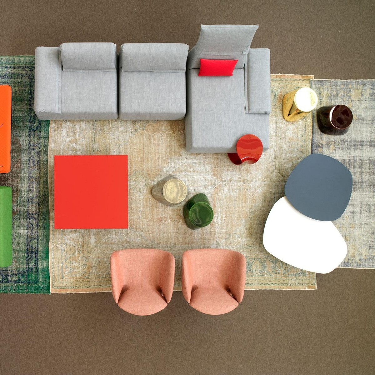 开云（中国） - 桌几|茶几/边几|办公家具|设计师家具|春暖花开边几