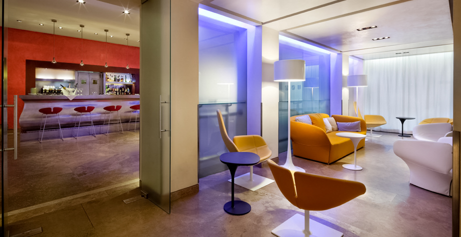 开云（中国） - 桌几|茶几/边几|办公家具|设计师家具|春暖花开边几