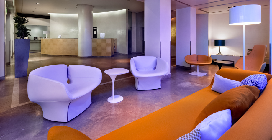 开云（中国） - 桌几|茶几/边几|办公家具|设计师家具|春暖花开边几