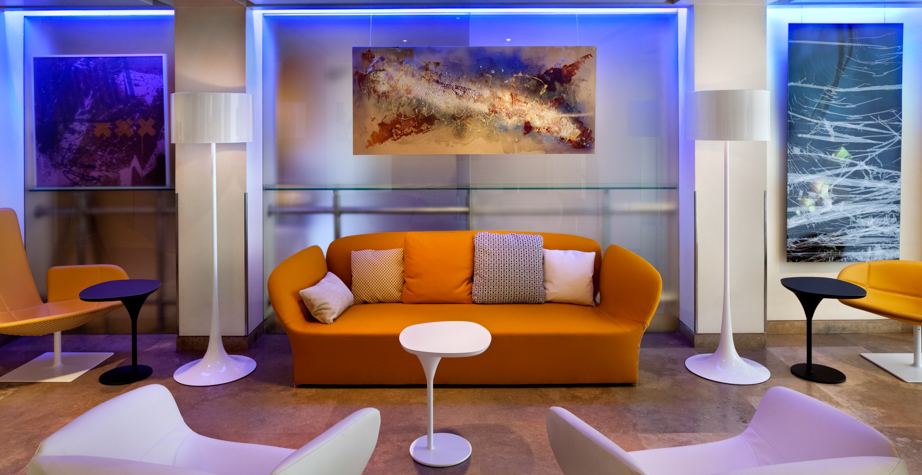 开云（中国） - 桌几|茶几/边几|办公家具|设计师家具|春暖花开边几