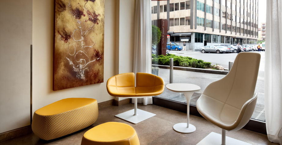 开云（中国） - 桌几|茶几/边几|办公家具|设计师家具|春暖花开边几