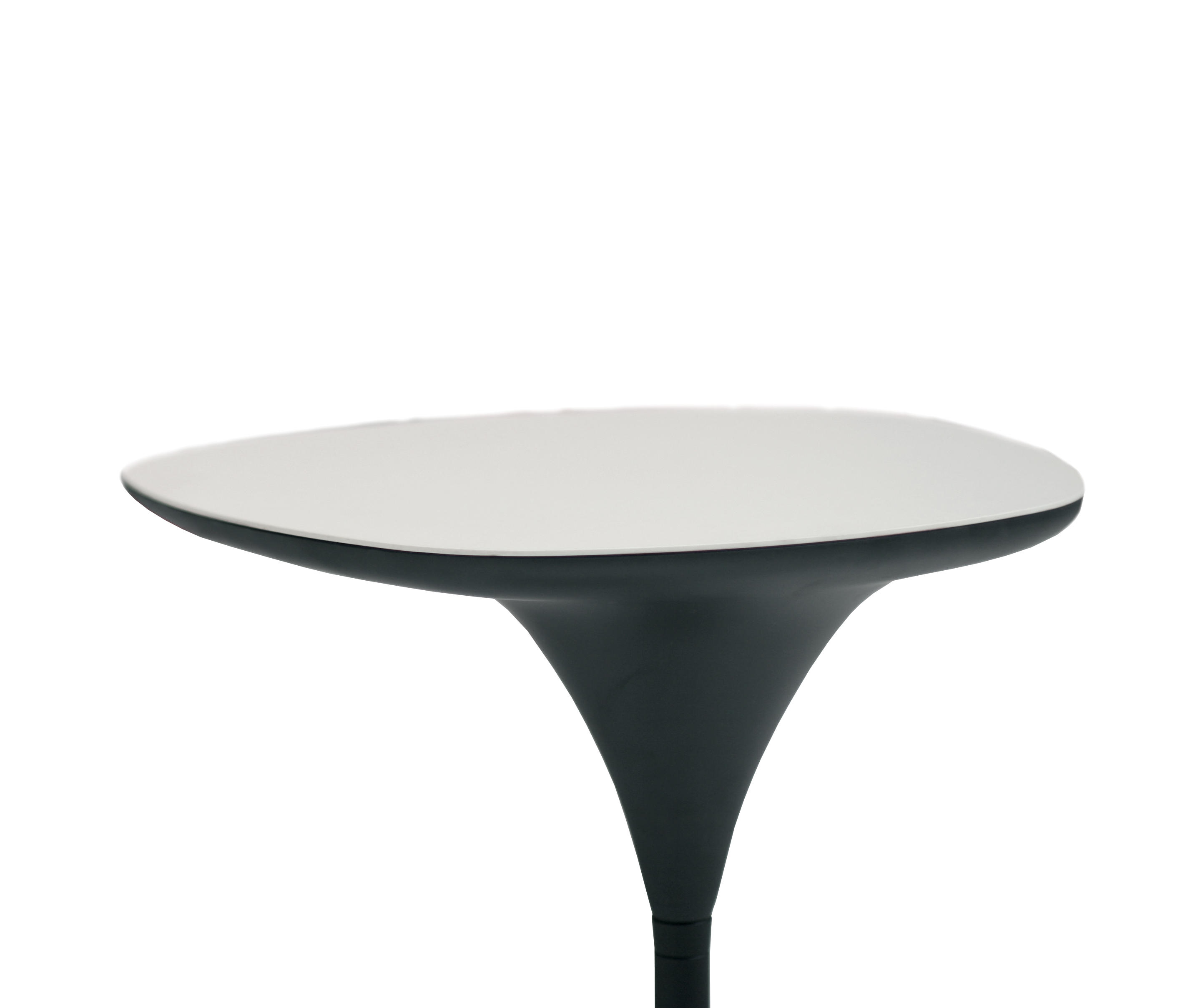 开云（中国） - 桌几|茶几/边几|办公家具|设计师家具|春暖花开边几