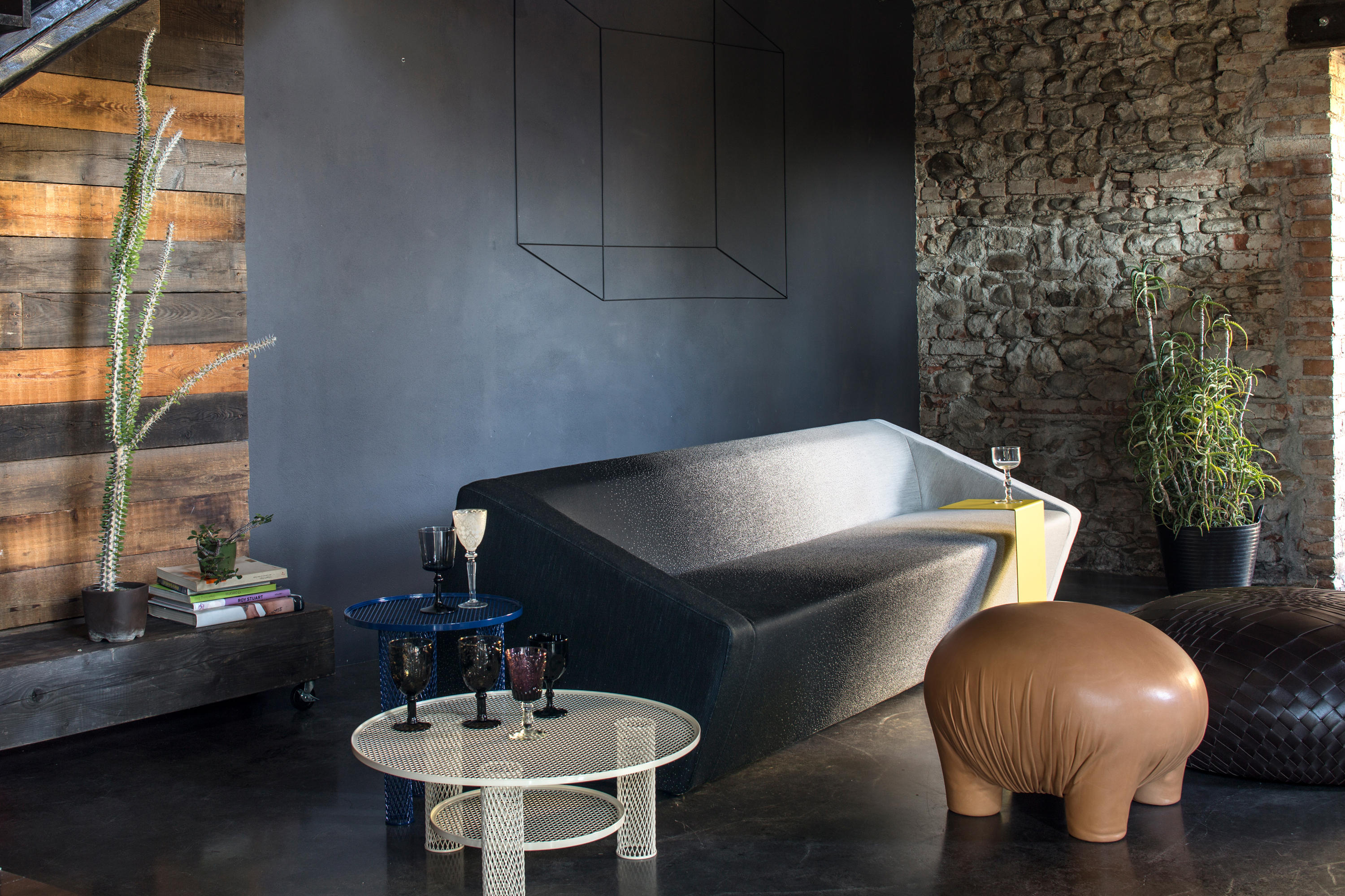 开云（中国） - 坐具|吧椅/凳子|办公家具|设计师家具|异常矮凳