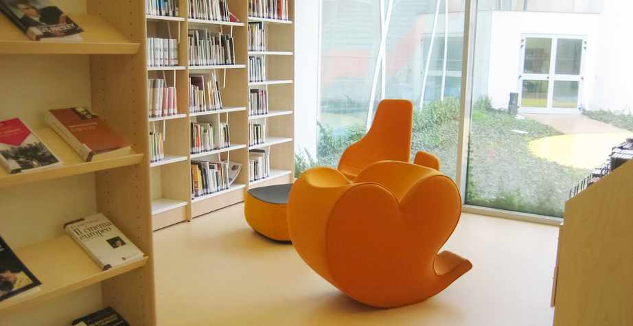 开云（中国） - 坐具|休闲椅|办公家具|设计师家具|软心休闲椅