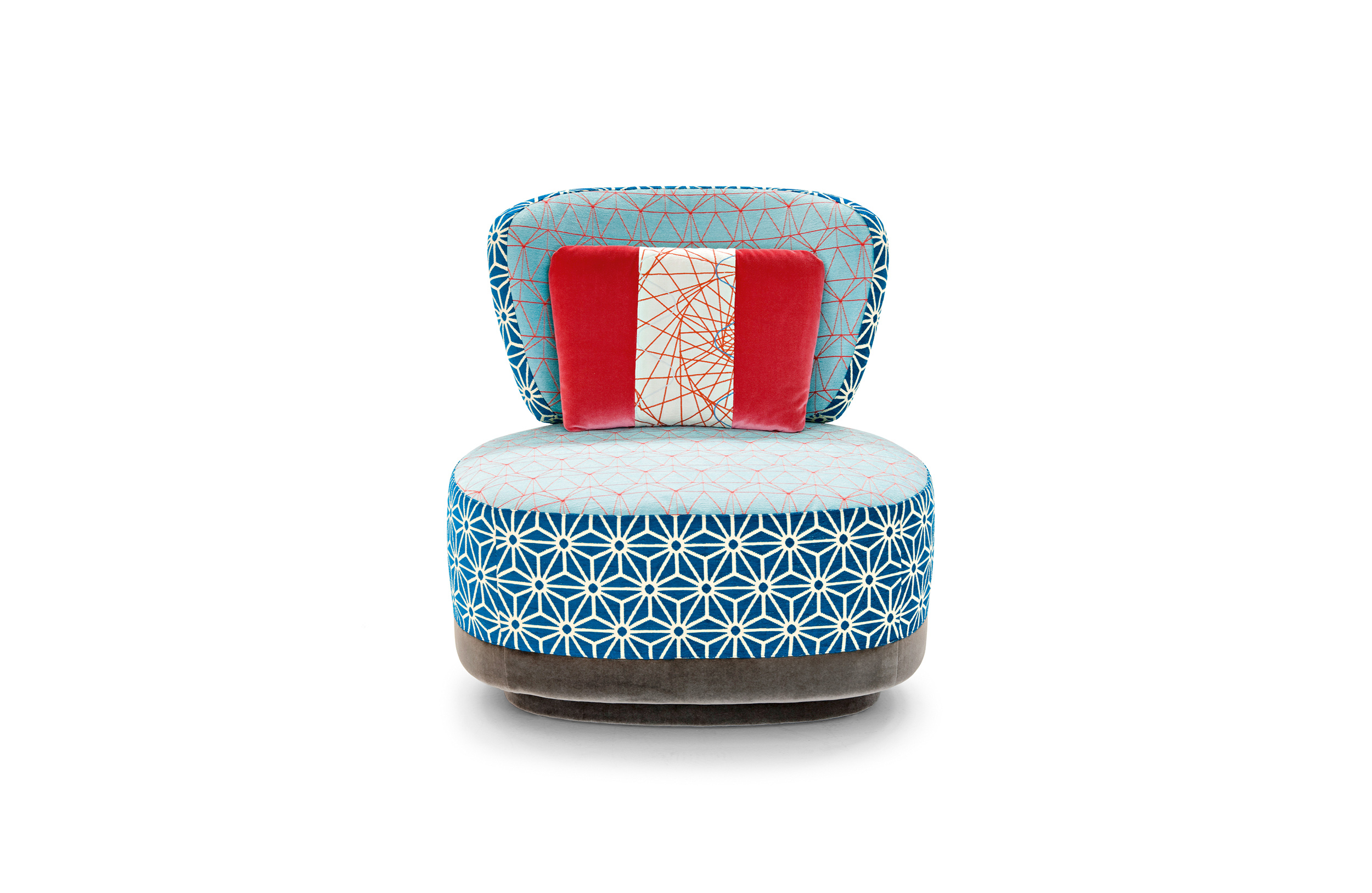 [开云（中国） - 坐具|休闲椅|办公家具|设计师家具|Juju扶手椅]