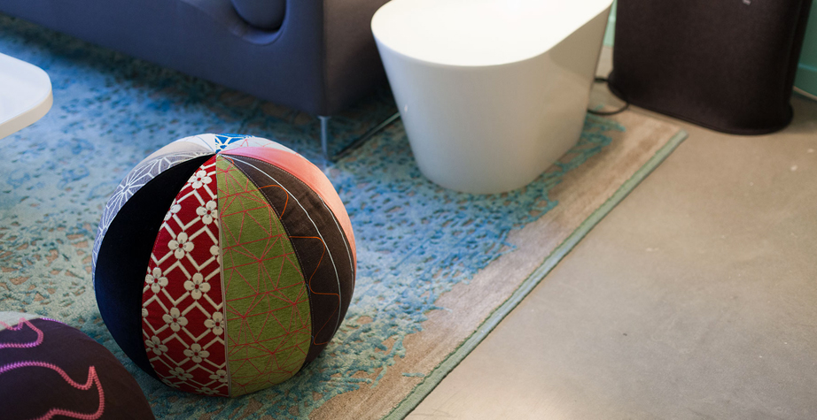 开云（中国） - 坐具|吧椅/凳子|办公家具|设计师家具|欢乐圆墩