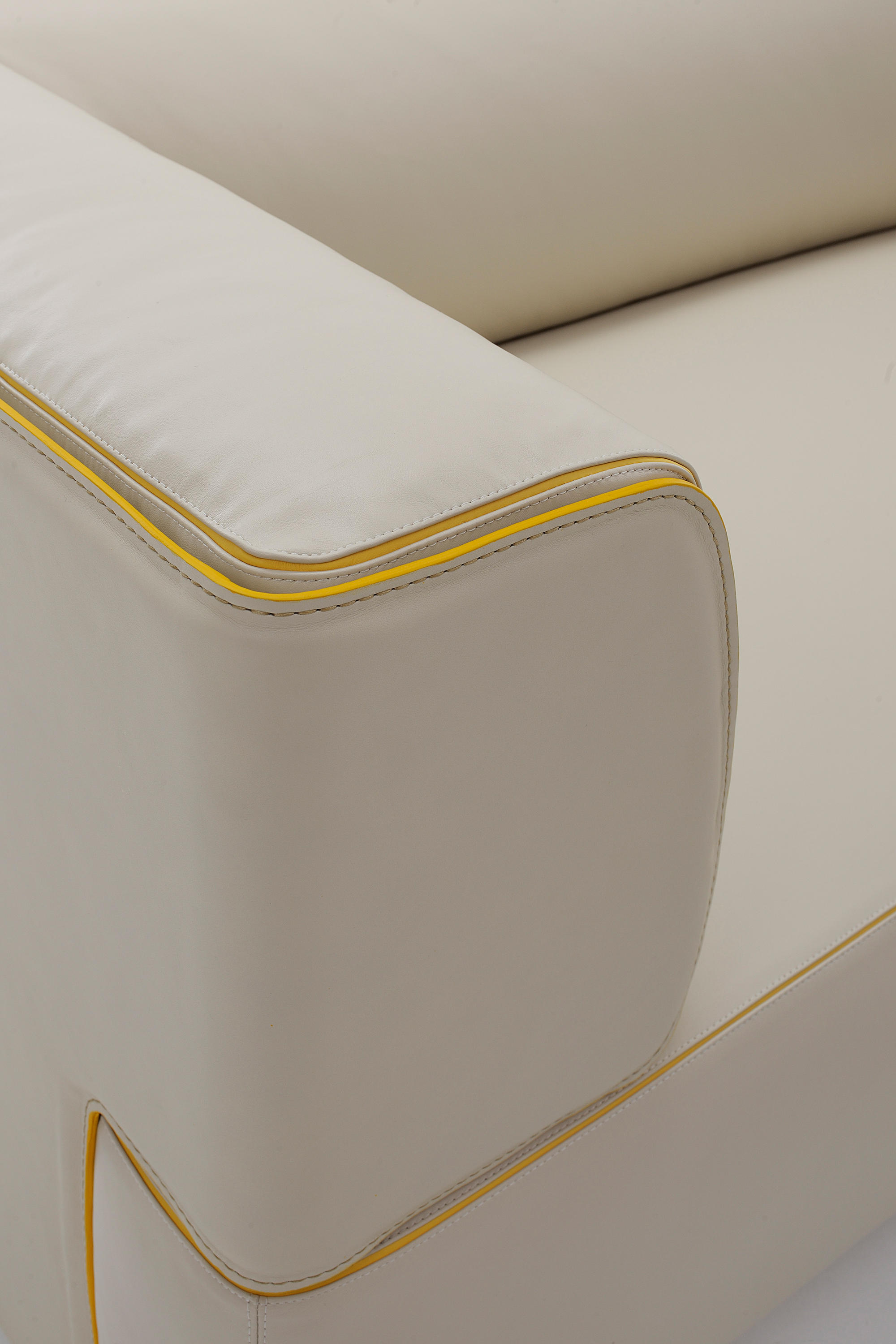 开云（中国） - 坐具|沙发|办公家具|设计师家具|Soho中国元素沙发