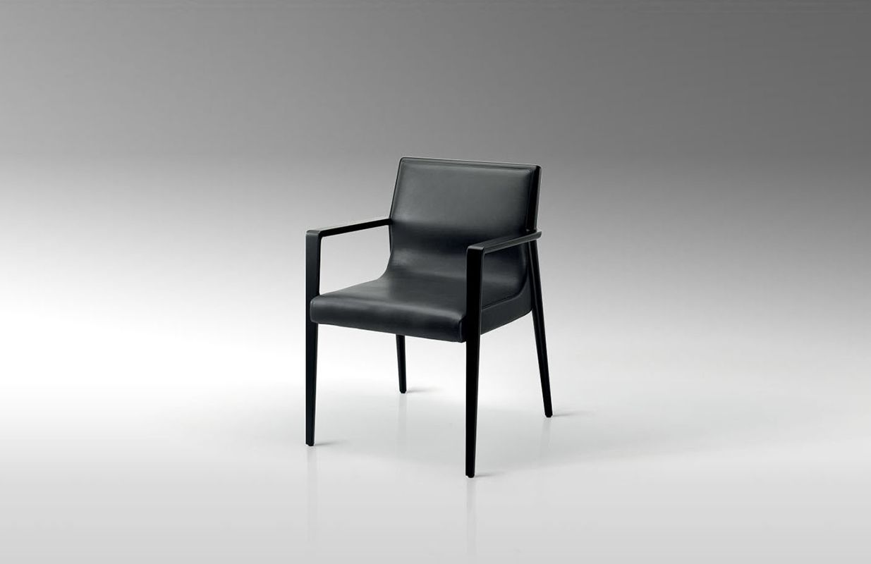 开云（中国） - 坐具|餐椅|办公家具|设计师家具|内罗毕扶手椅