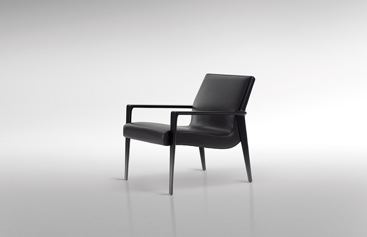 开云（中国） - 坐具|餐椅|办公家具|设计师家具|内罗毕扶手椅