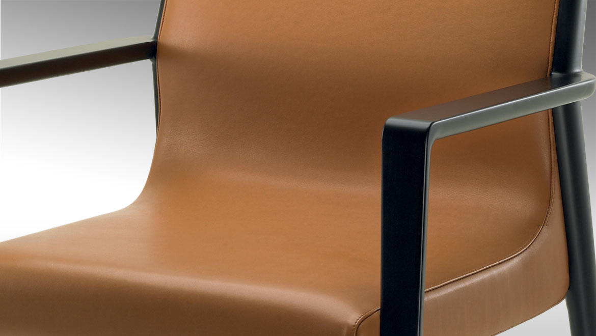 开云（中国） - 坐具|餐椅|办公家具|设计师家具|内罗毕扶手椅