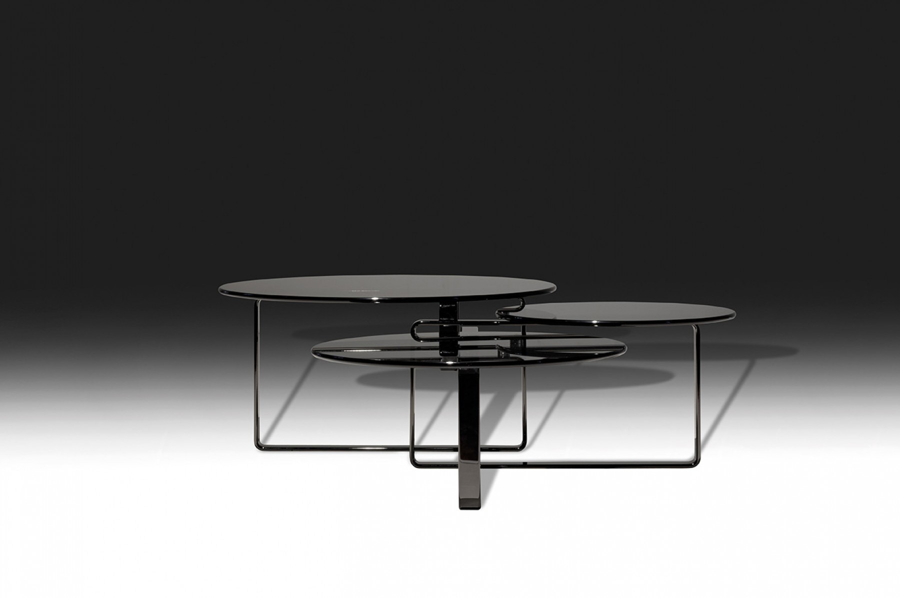 开云（中国） - 桌几|茶几/边几|办公家具|设计师家具|哥伦布咖啡桌系列