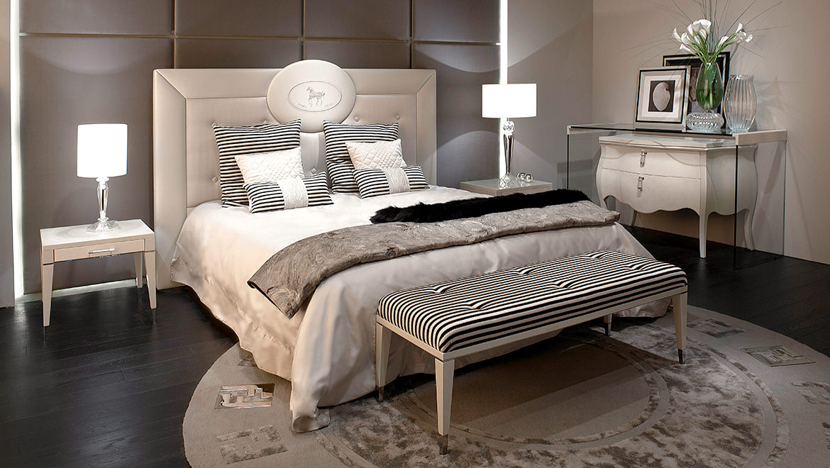 开云（中国） - 卧室|床尾凳|办公家具|设计师家具|德达洛床尾凳