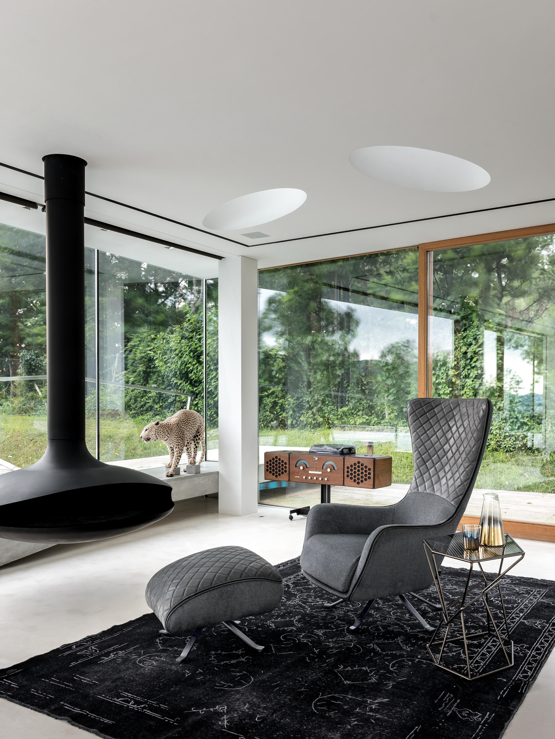 开云（中国） - 坐具|休闲椅|办公家具|设计师家具|Sin Seaty