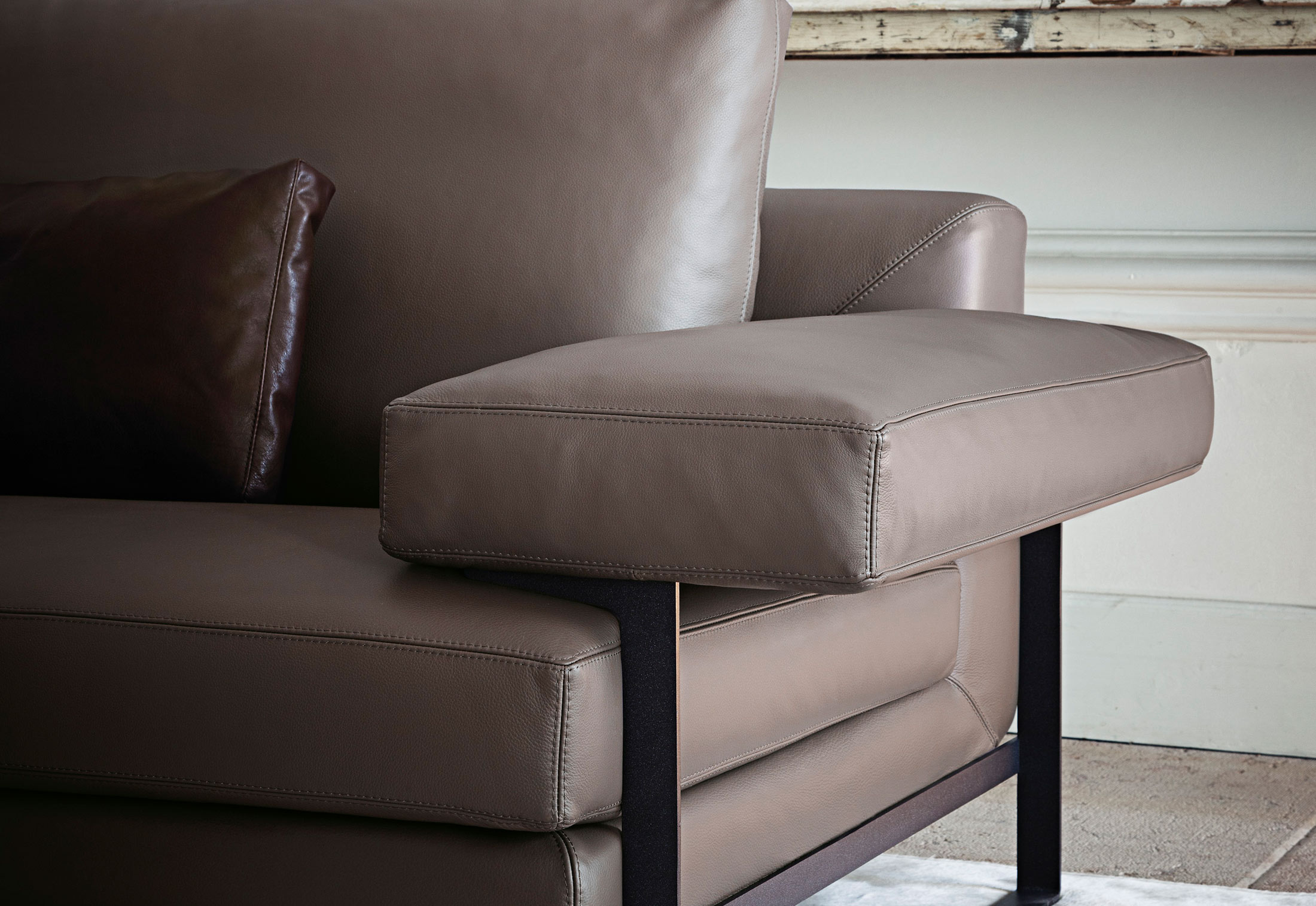 开云（中国） - 坐具|沙发|办公家具|设计师家具|自我沙发