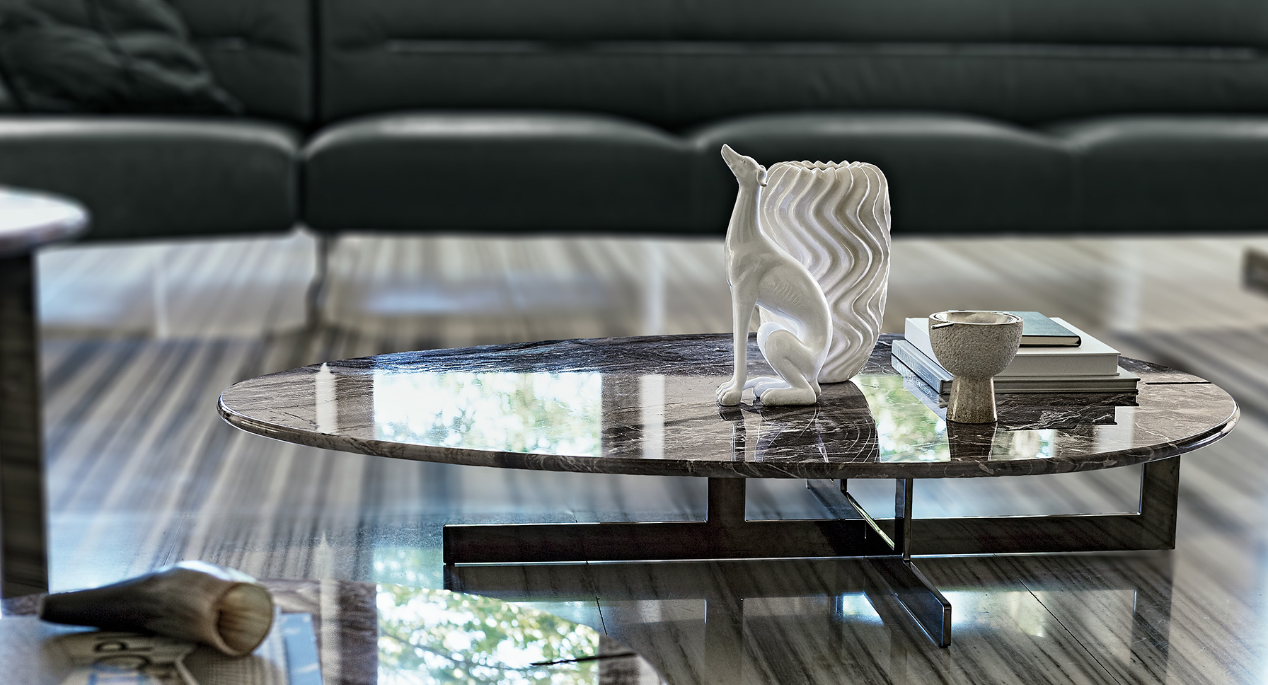 开云（中国） - 桌几|茶几/边几|办公家具|设计师家具|道格拉斯系列