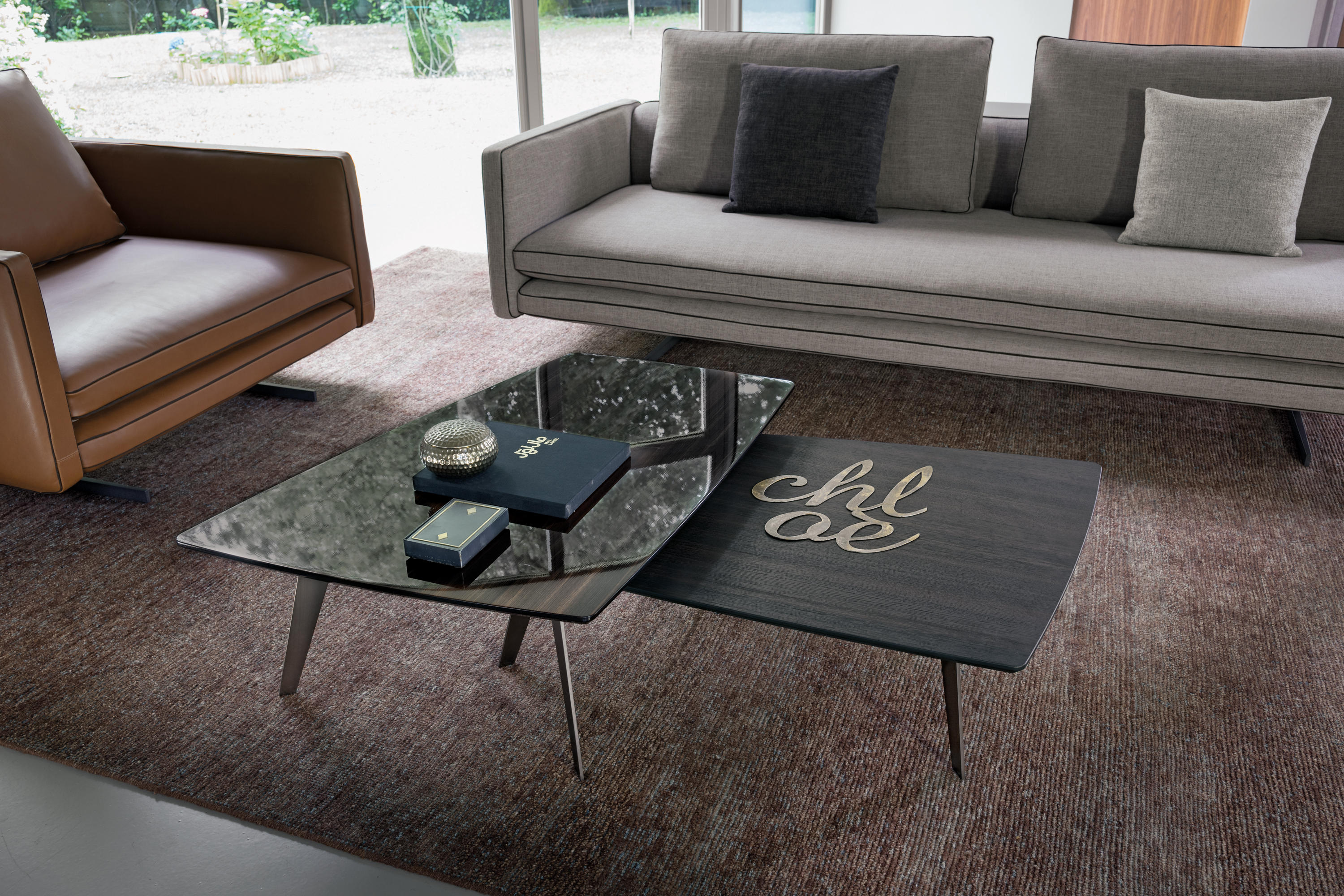 开云（中国） - 桌几|茶几/边几|办公家具|设计师家具|市中心茶几系列