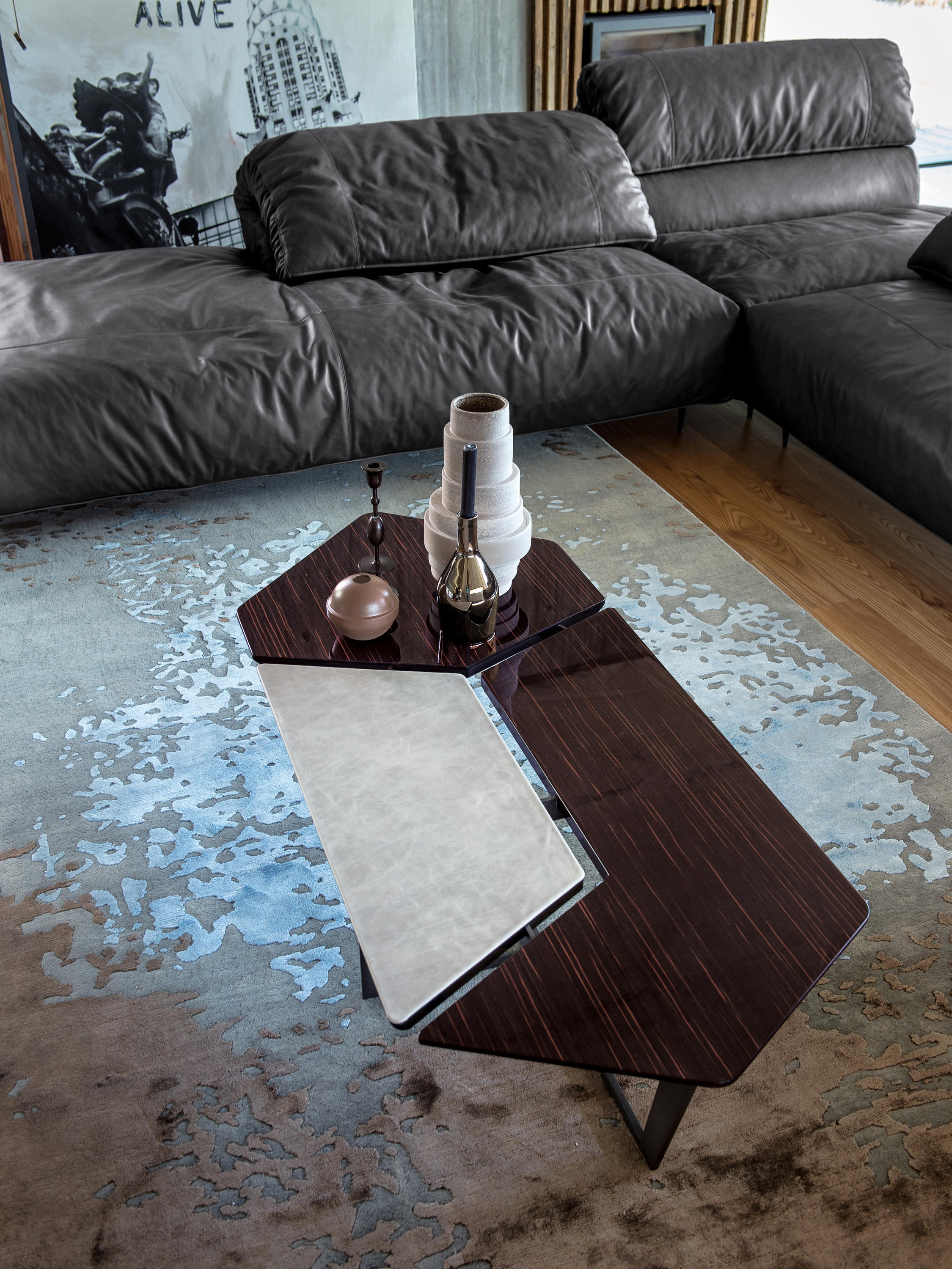 开云（中国） - 桌几|茶几/边几|办公家具|设计师家具|纳尔逊茶几系列