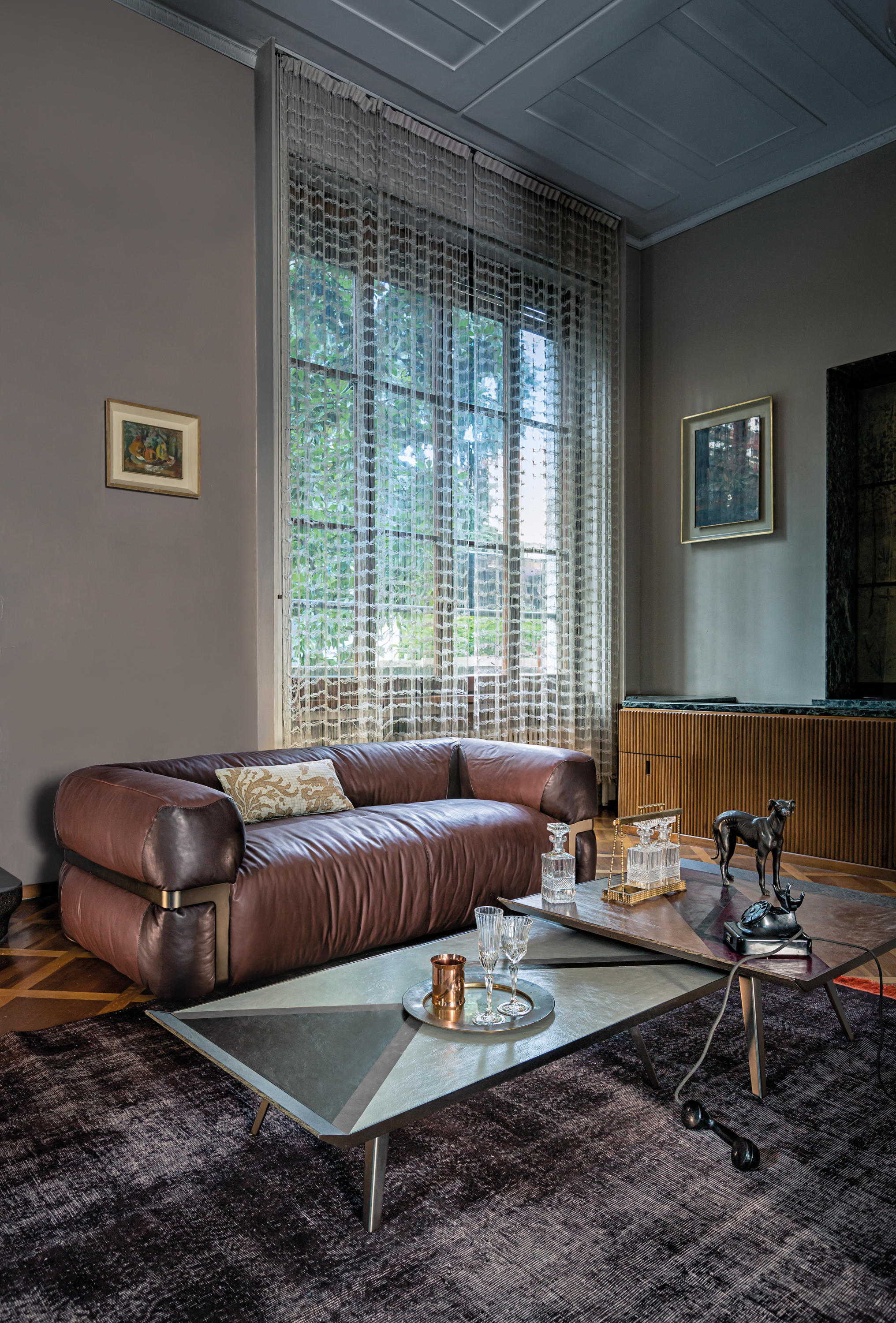 开云（中国） - 桌几|茶几/边几|办公家具|设计师家具|太空侵略者茶几系列