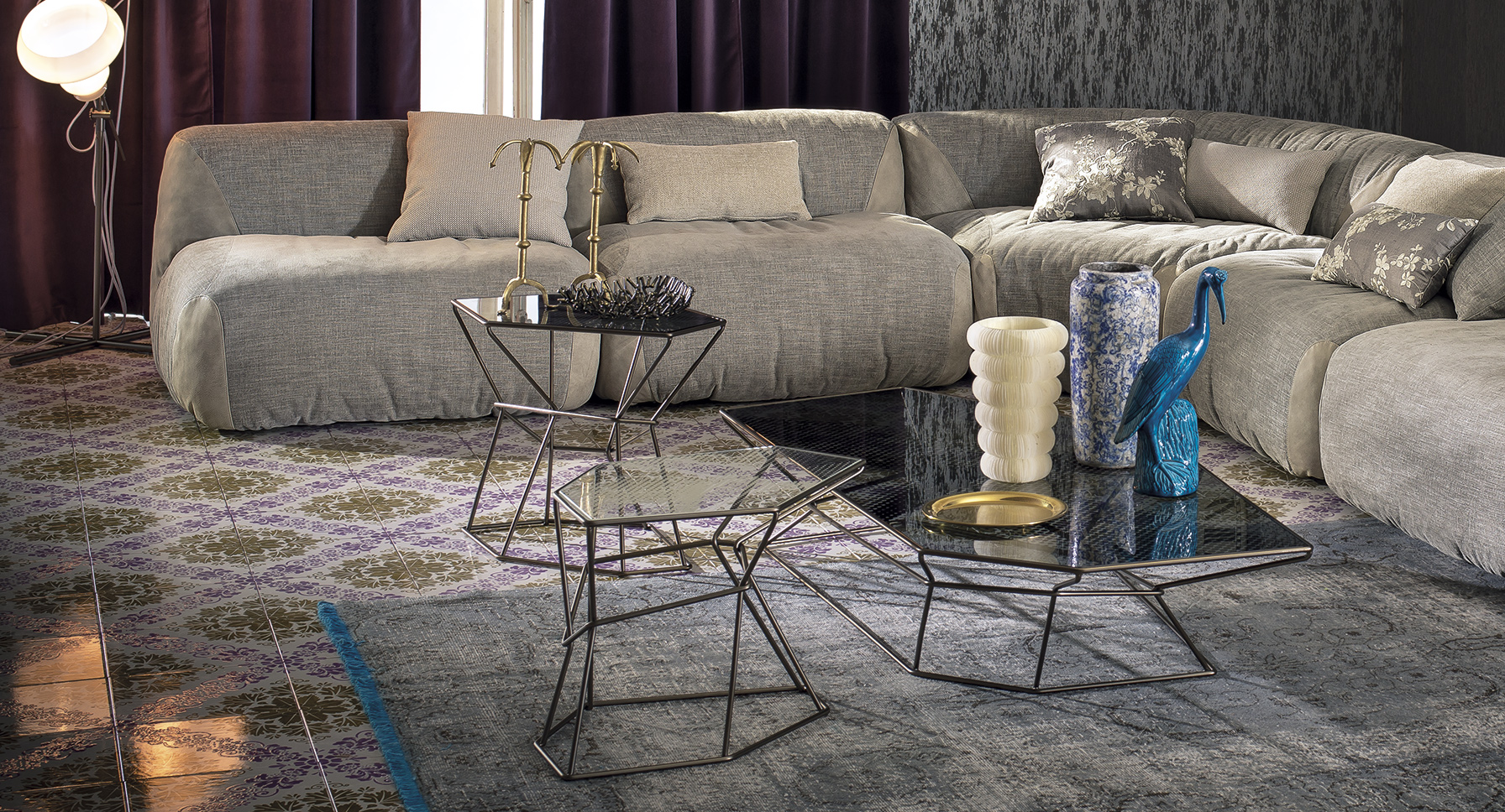 开云（中国） - 桌几|茶几/边几|办公家具|设计师家具|画谜茶几系列