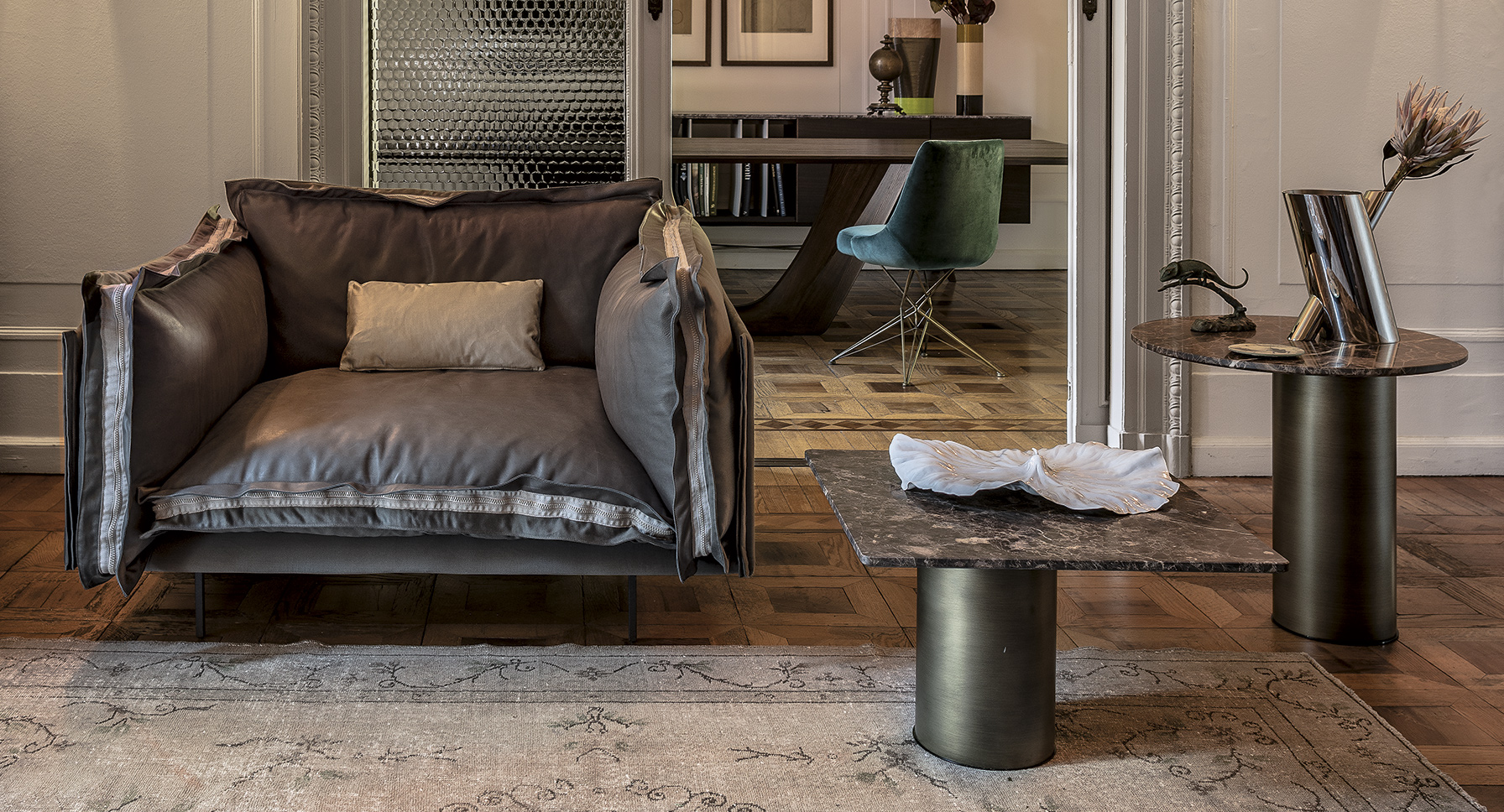 开云（中国） - 桌几|茶几/边几|办公家具|设计师家具|佩特拉茶几系列