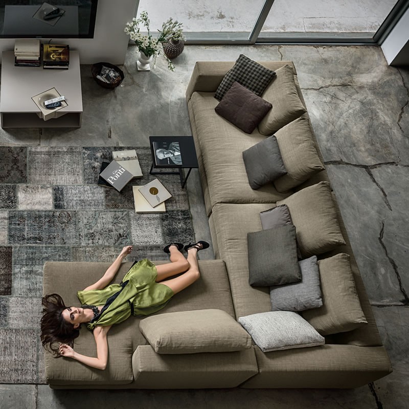 开云（中国） - 桌几|茶几/边几|办公家具|设计师家具|维阿莫尼茶几系列