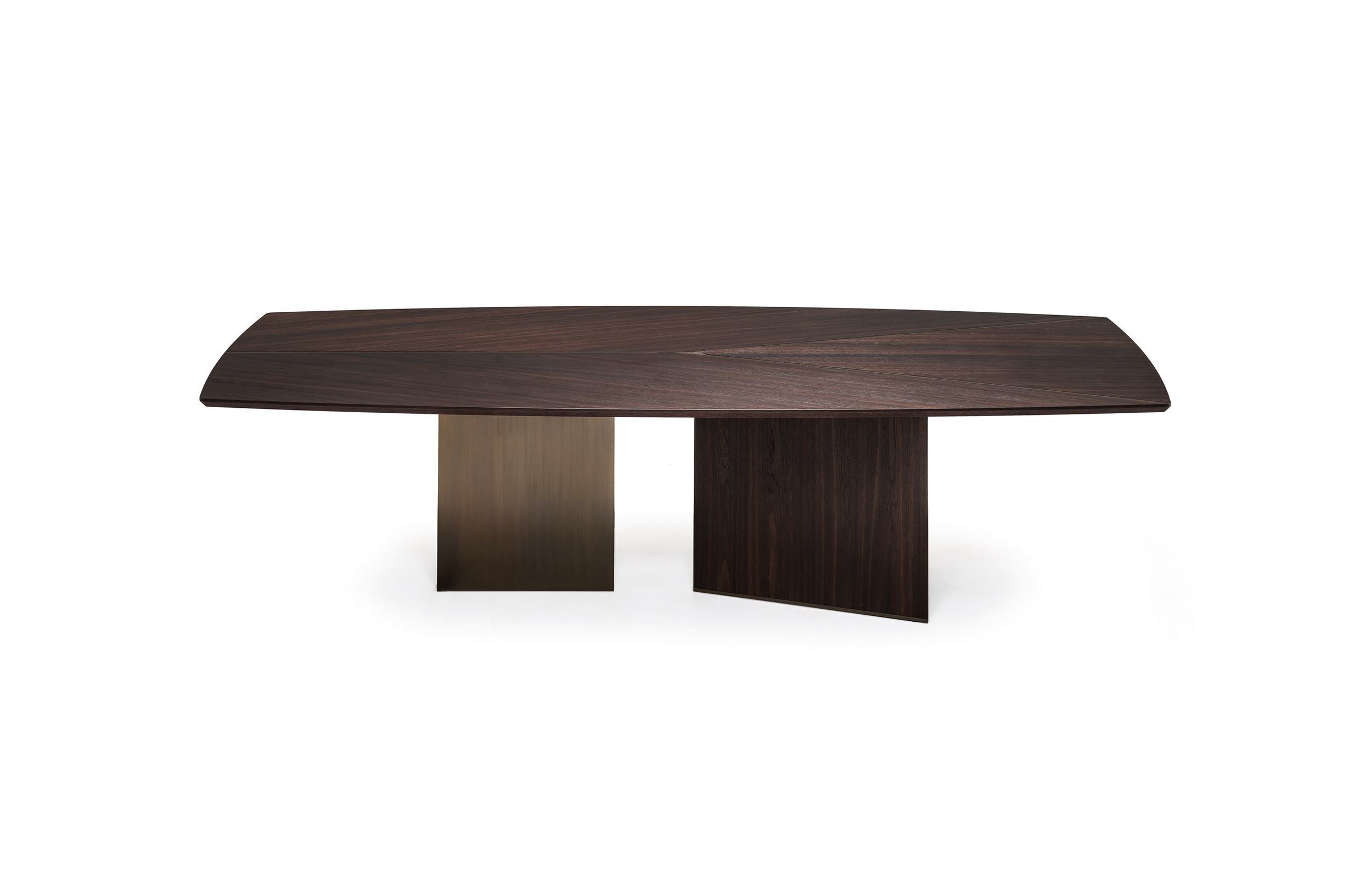 [开云（中国） - 桌几|餐桌|办公家具|设计师家具|ε餐桌]