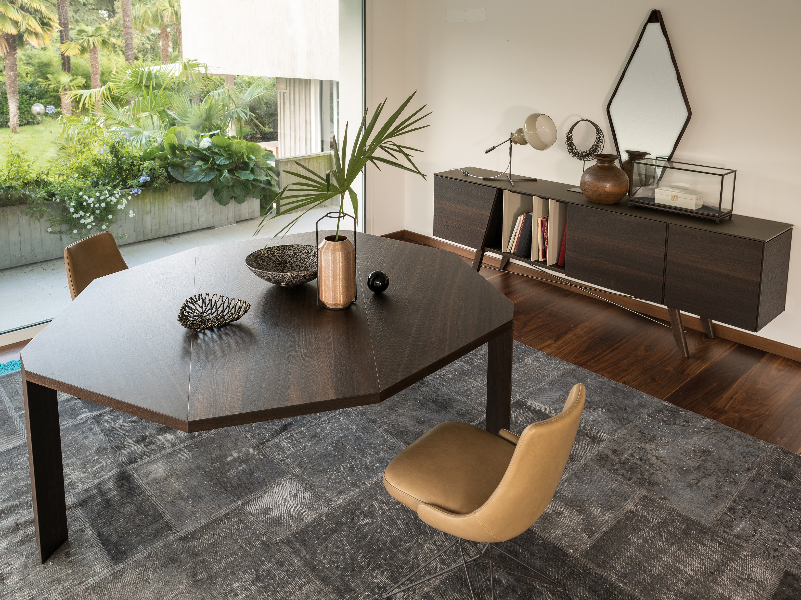 开云（中国） - 桌几|餐桌|办公家具|设计师家具|Jig XXL