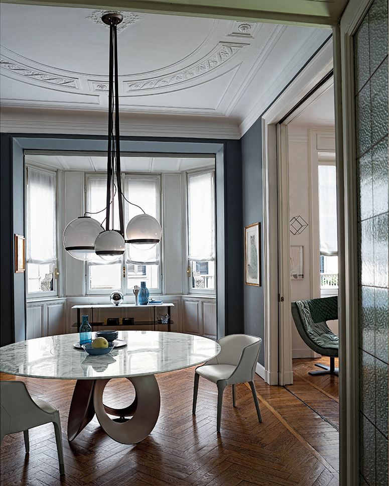 开云（中国） - 桌几|餐桌|办公家具|设计师家具|神谕餐桌