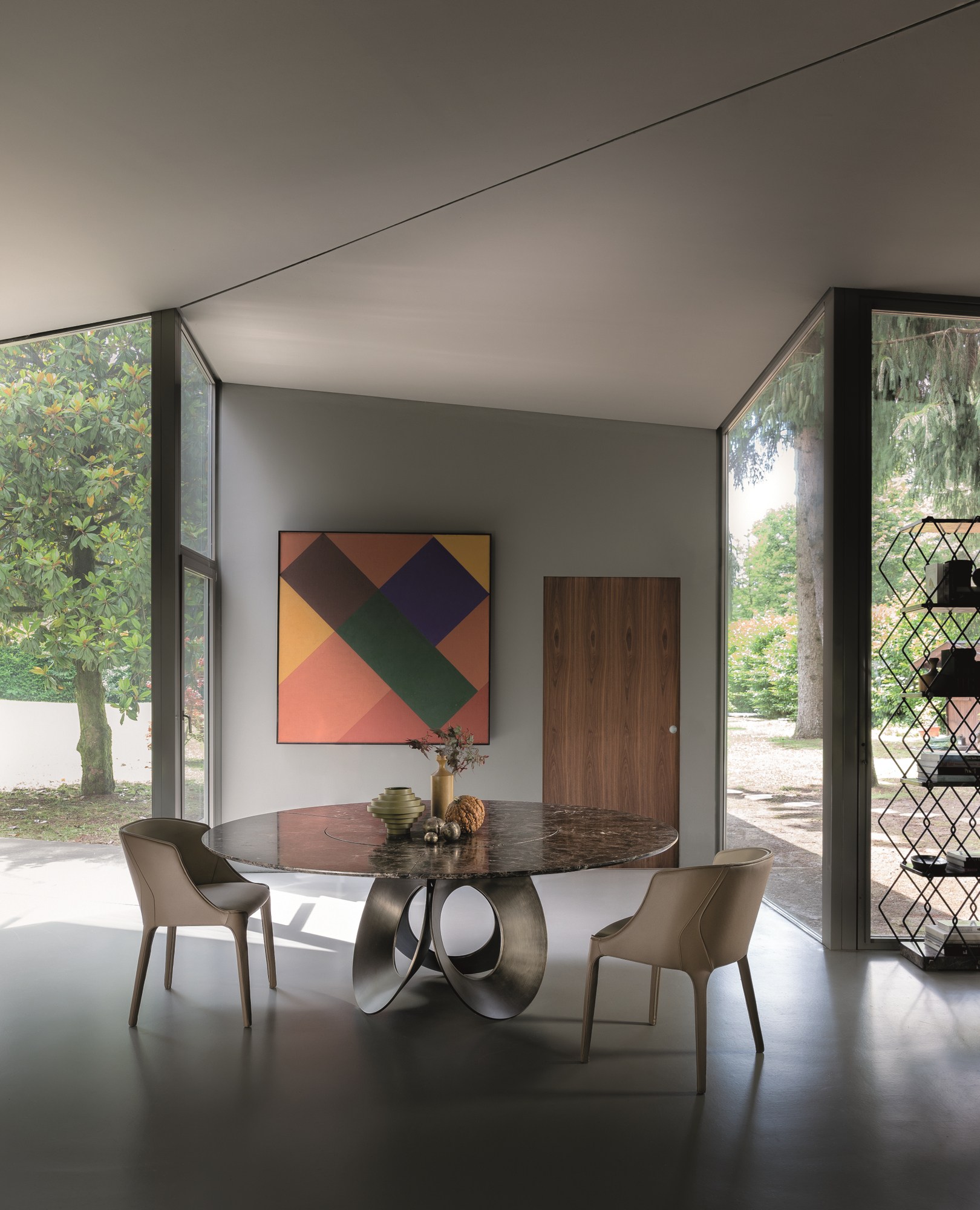 开云（中国） - 桌几|餐桌|办公家具|设计师家具|神谕餐桌