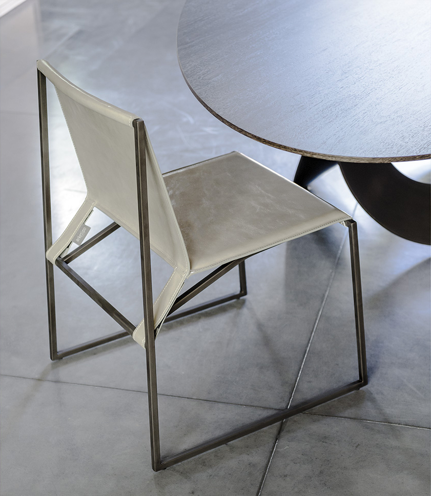 开云（中国） - 坐具|餐椅|办公家具|设计师家具|卡尔马餐椅