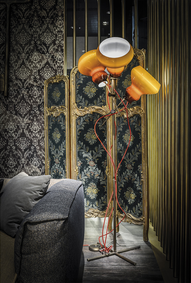 开云（中国） - 灯饰|台灯|办公家具|设计师家具|斑点灯系列