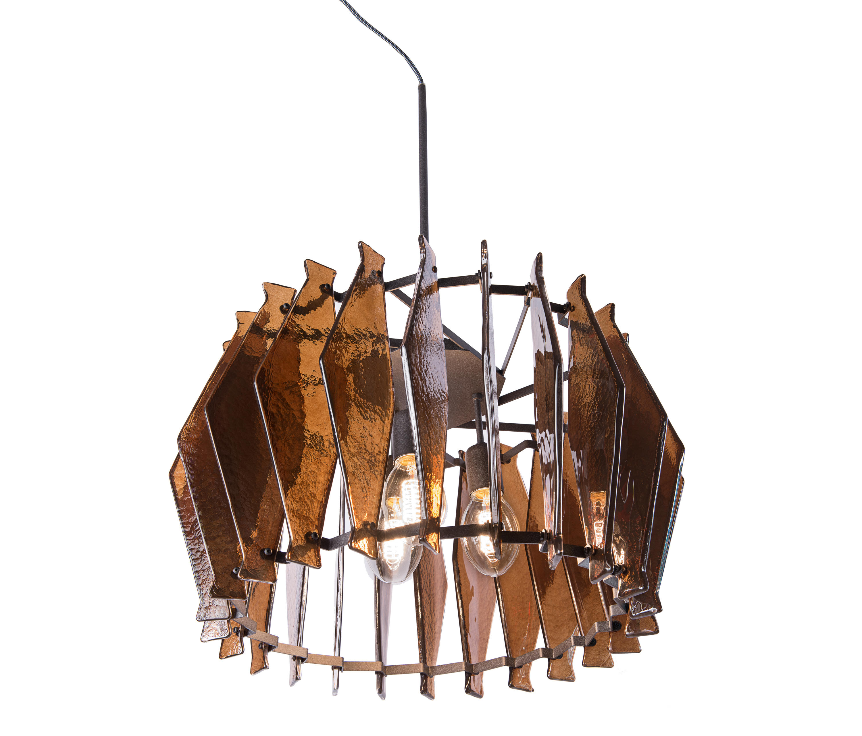 开云（中国） - 灯饰|吊灯|办公家具|设计师家具|小奥柏伦柏人灯系列