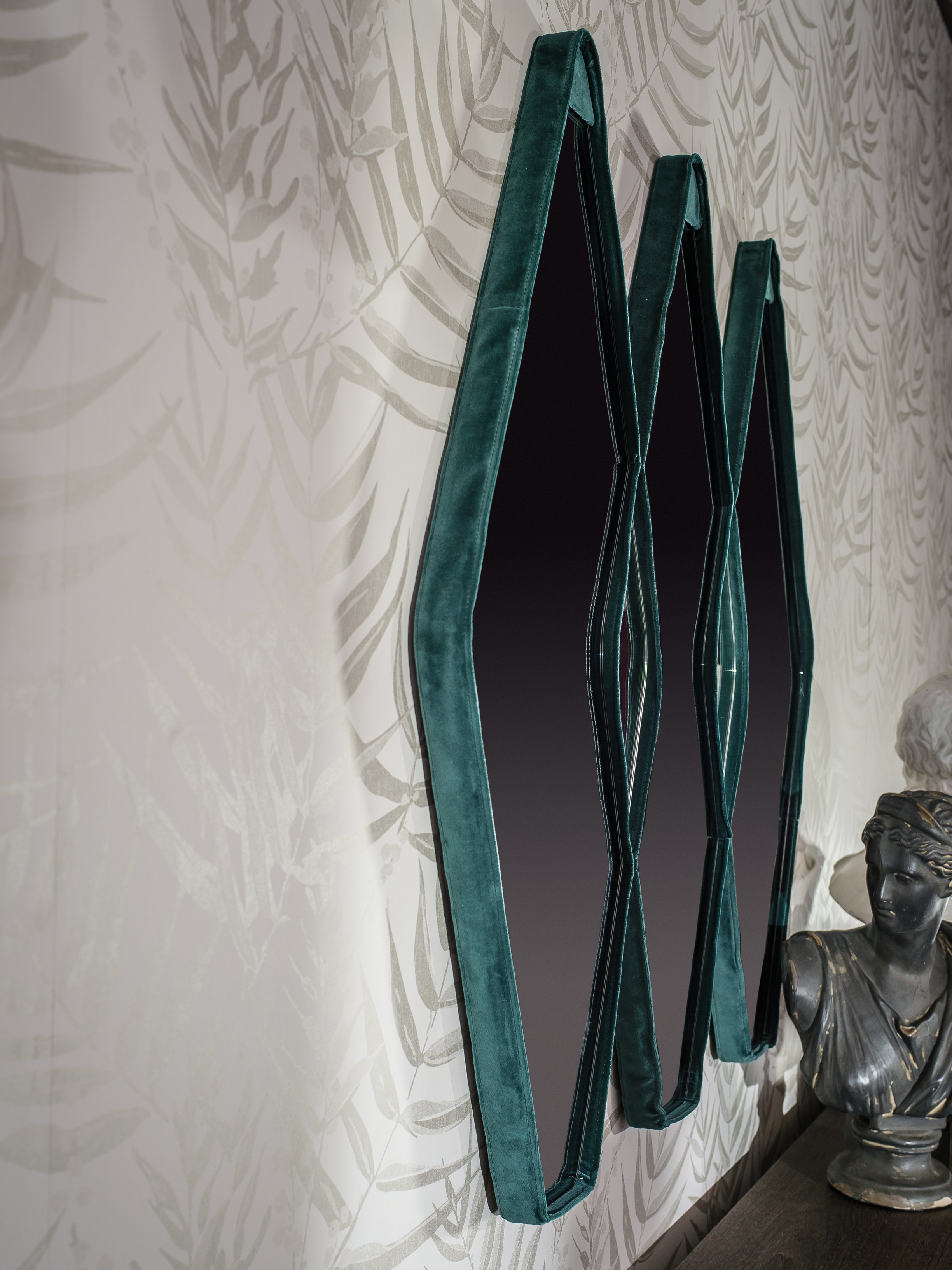 开云（中国） - 卧室|镜子|办公家具|设计师家具|名利场装饰镜系列