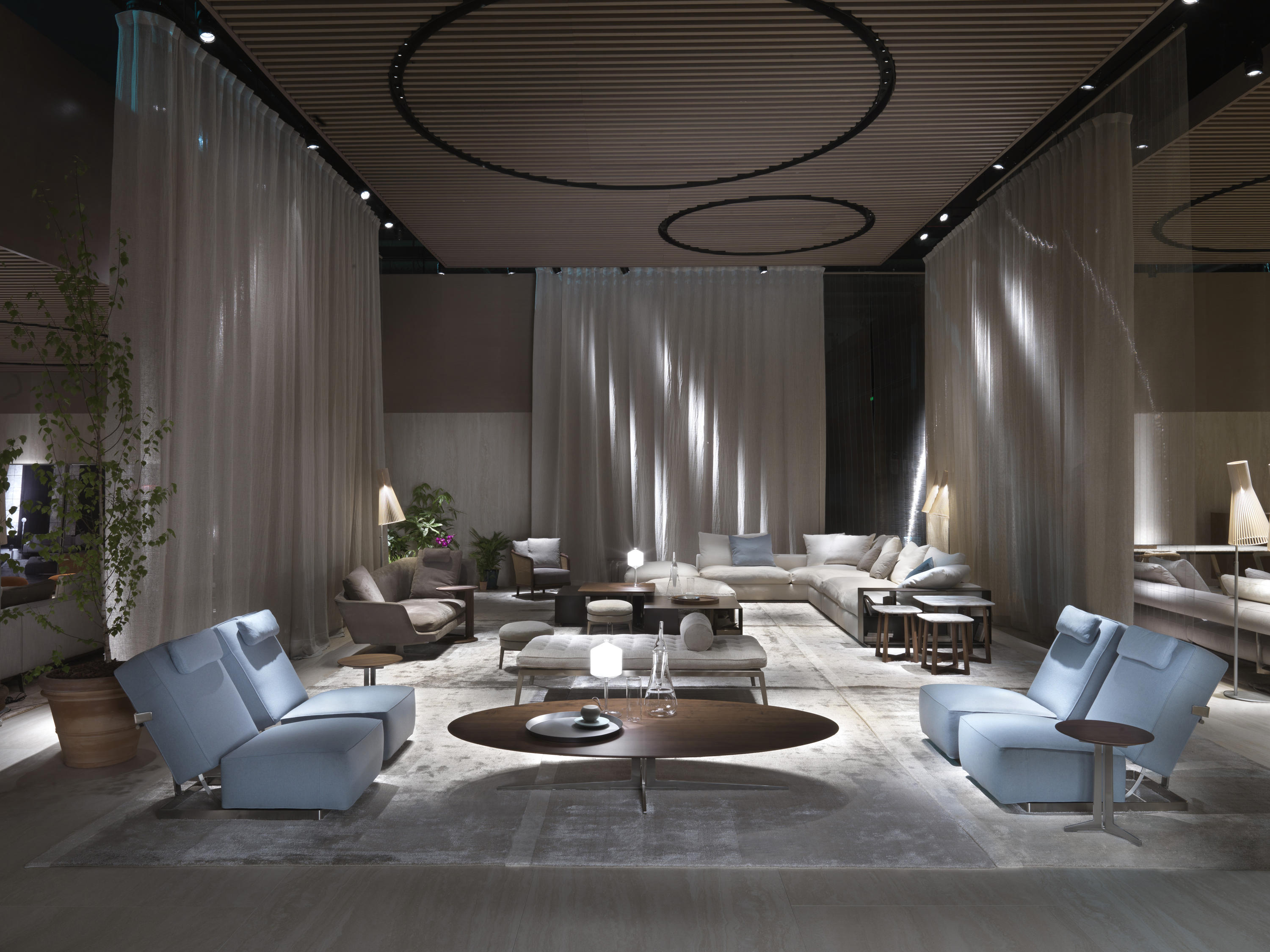 开云（中国） - 桌几|茶几/边几|办公家具|设计师家具|飞咖啡桌