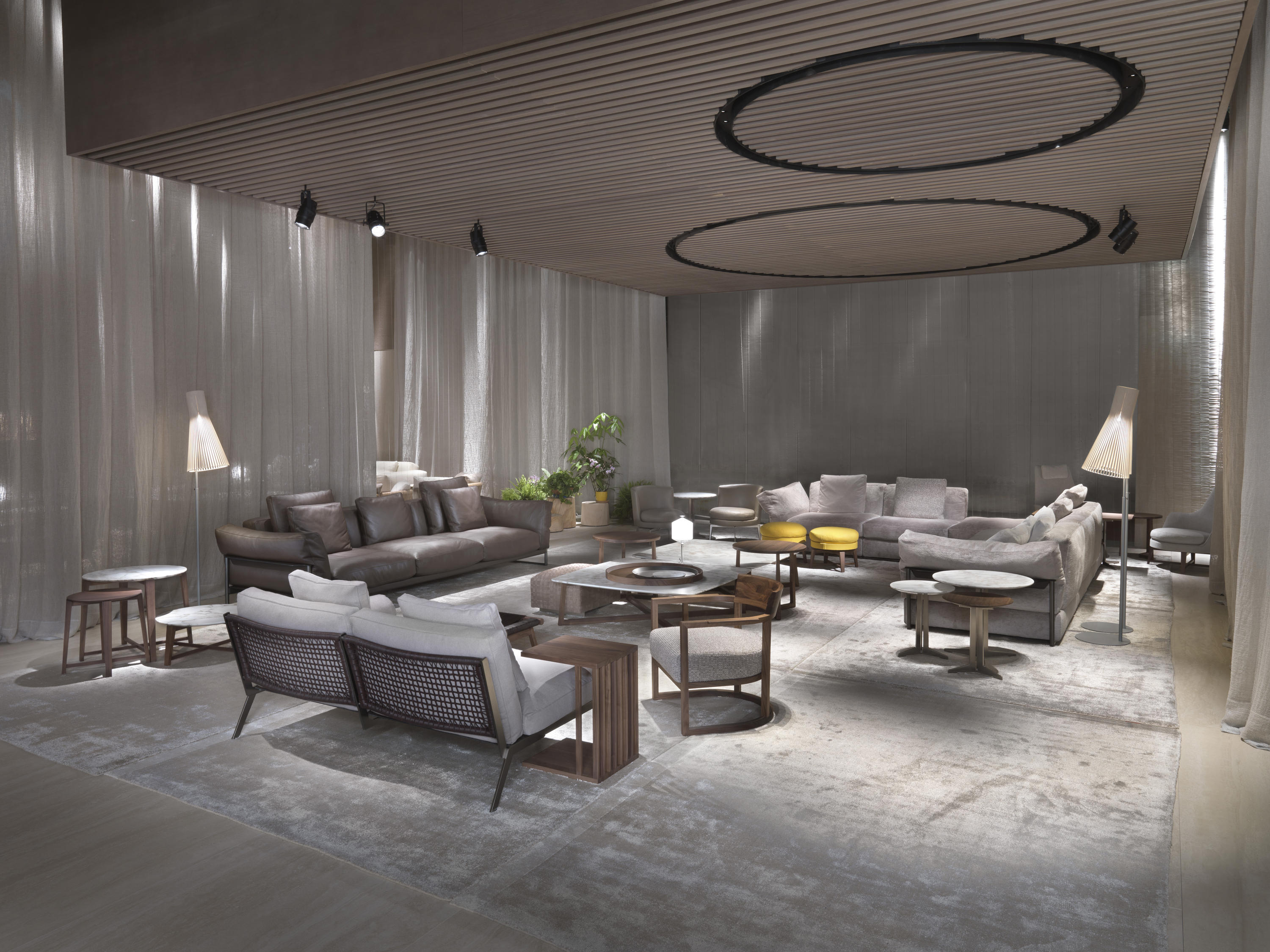 开云（中国） - 桌几|茶几/边几|办公家具|设计师家具|飞咖啡桌