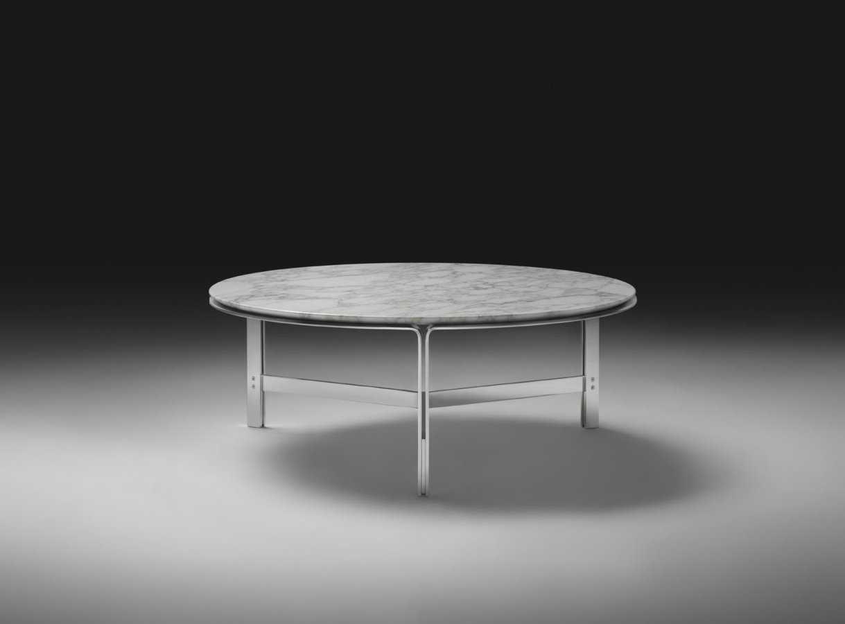 开云（中国） - 桌几|餐桌|办公家具|设计师家具|克拉克桌