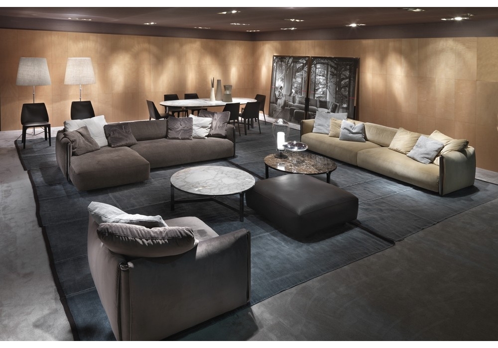 开云（中国） - 桌几|餐桌|办公家具|设计师家具|克拉克桌