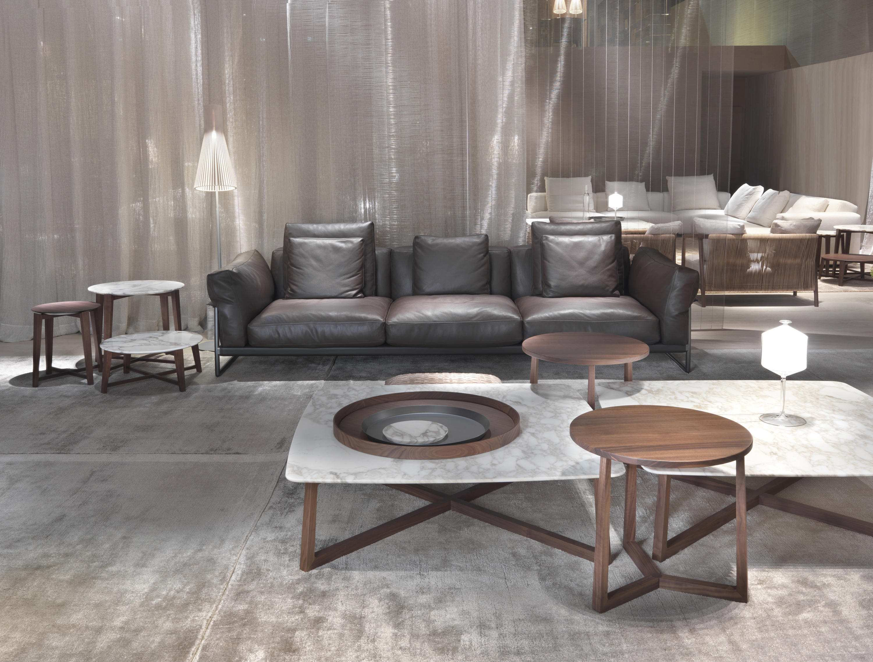 开云（中国） - 桌几|茶几/边几|办公家具|设计师家具|吉普赛茶几