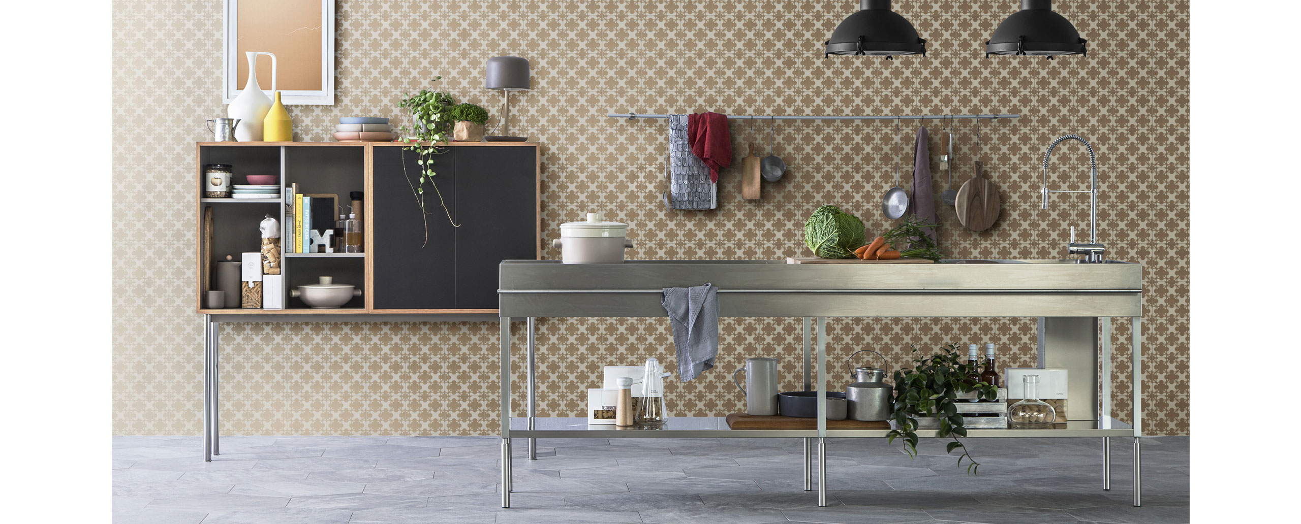 开云（中国） - 储物|储物柜|办公家具|设计师家具|LC储物标准柜